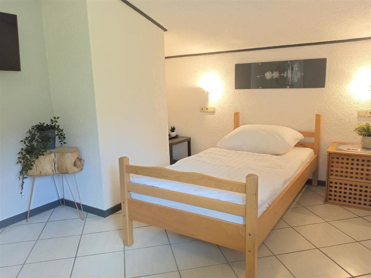 Hotel Wildrose Neukirchen am Grossvenediger Bagian luar foto